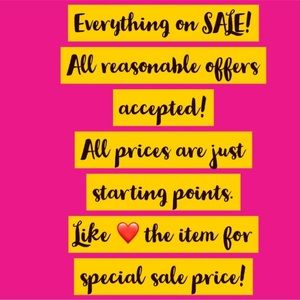 💗MAKE ME AN OFFER💗